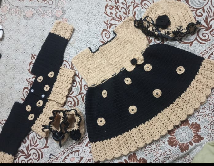 Winter Hand made Crochet dress for 0-5 years babies